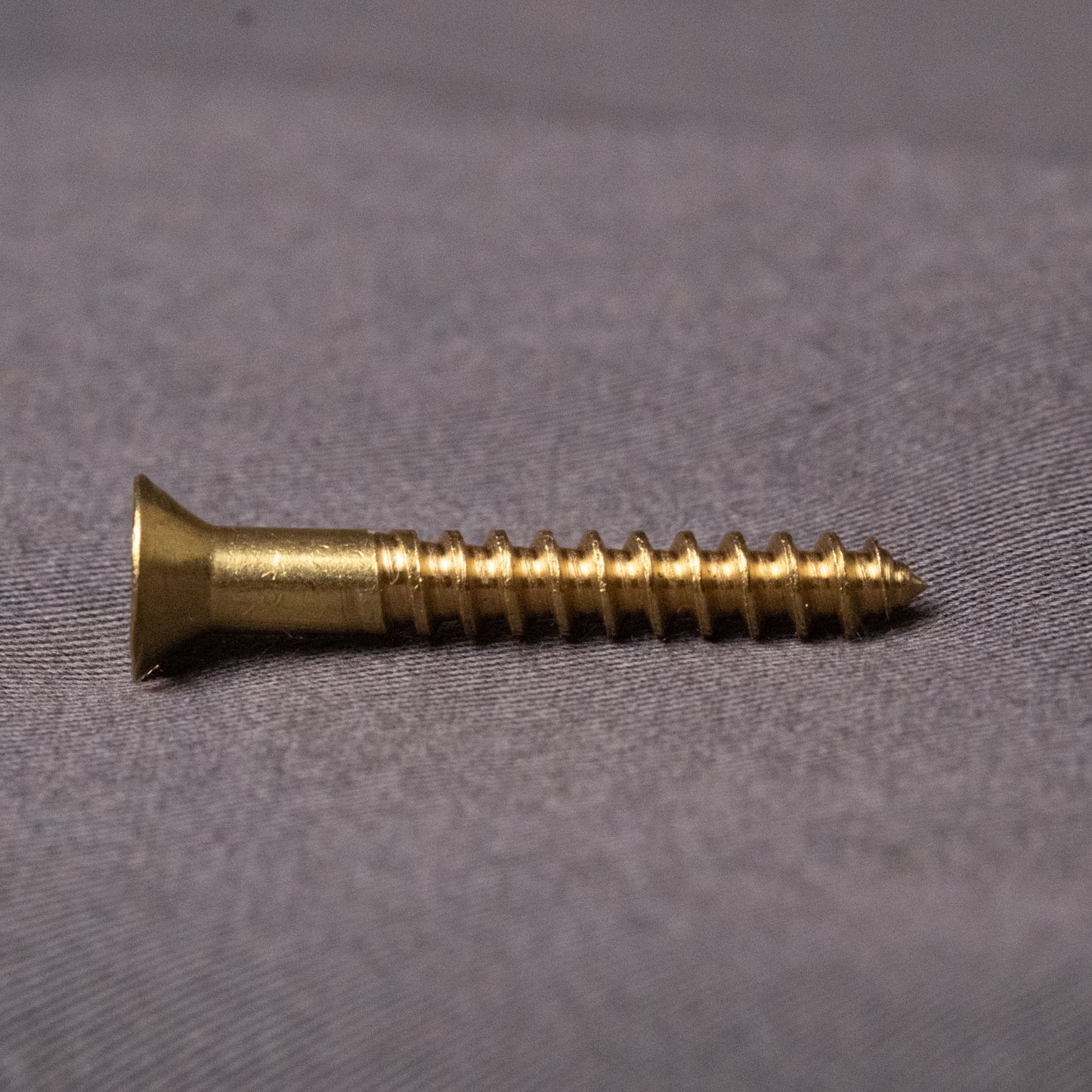 0180 - 111026 - Brass Wood Screw Slotted Flat Head- 6g x 25mm